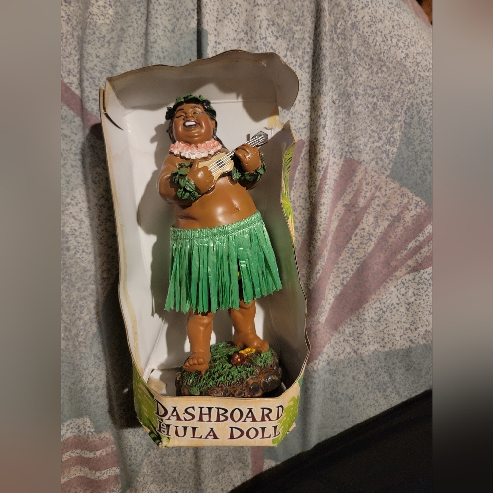 BRUDDA ED !!!                       Dashboard Hula Doll with Green Skirt
